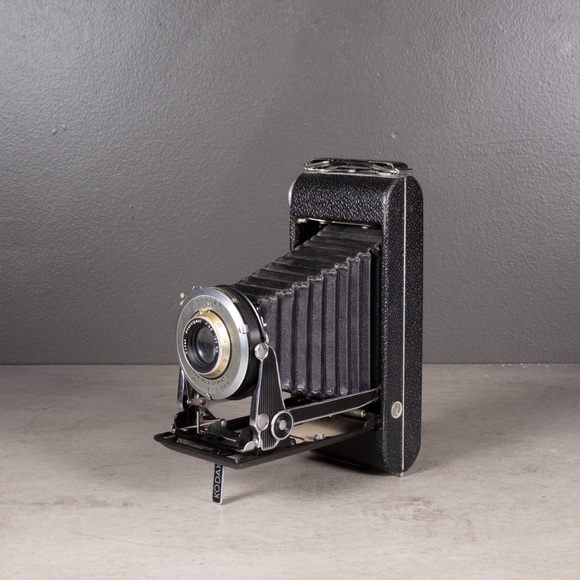 Kodak Other - KODAK SENIOR SIX-16 FOLDING CAMERA C.1937-1939